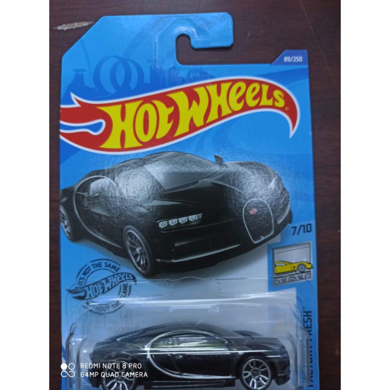 Xe HotWheels Bugatti Chiron Đen-