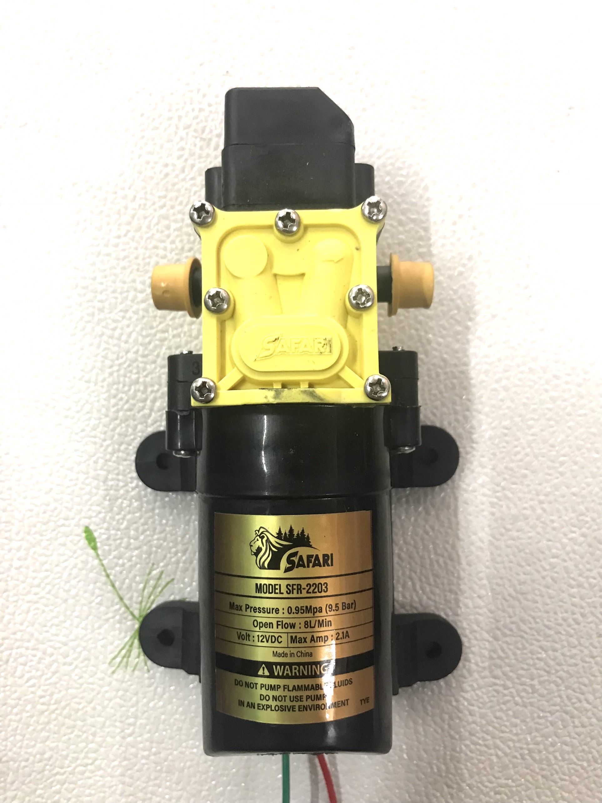 Máy bơm tăng áp mini 12v, bơm phun sương, bình bơm thuốc 12v 1 bơm