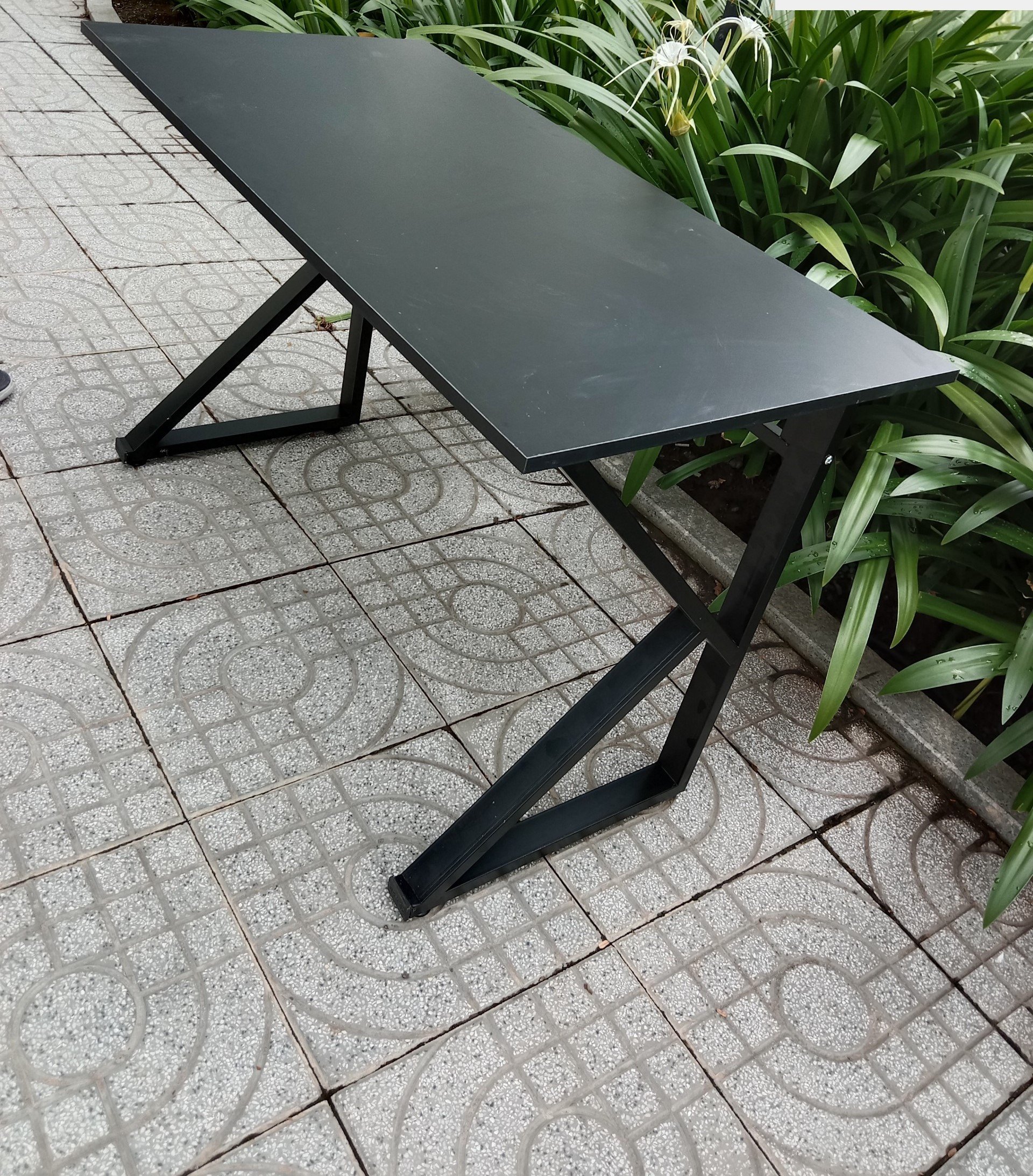 Bàn làm việc chữ U K Z bàn văn phòng chân sắt sơn tĩnh điện - Nội Thất Dương Gia