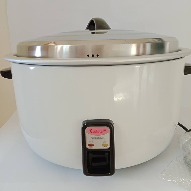 Nồi cơm điện công nghiệp Easttar 3800W 30 Lít
