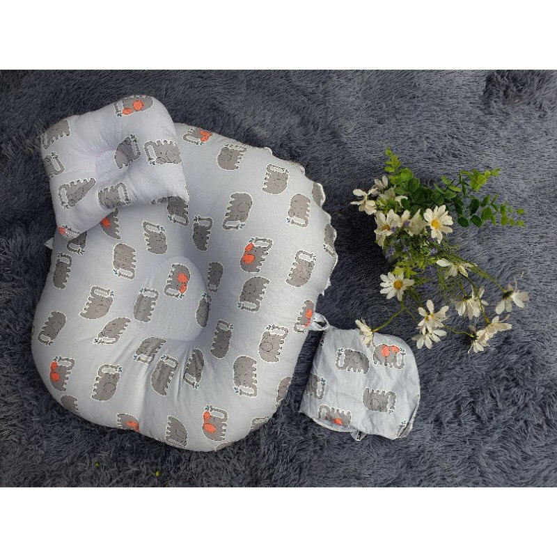 Gối chống trào ngược cho bé, [có tặng kèm gối] với thiết kế gối thông minh độ dốc vừa phải để bé có thể nằm chơi hay ăn thích hợp cho các bé trong độ tuổi từ 2 đến 18 tháng