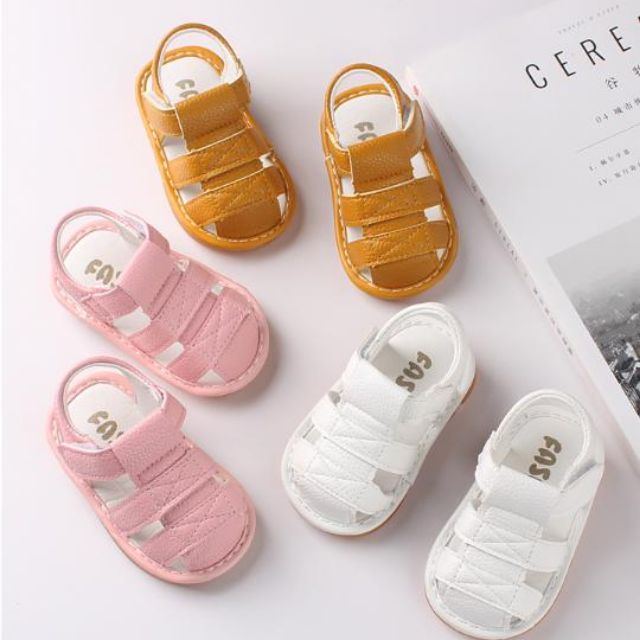 Giầy dép tập đi cho bé sandal quai hậu da mềm tập đi có kèn chít chít, sản phẩm tốt, chất lượng cao, cam kết như hình, độ bền cao