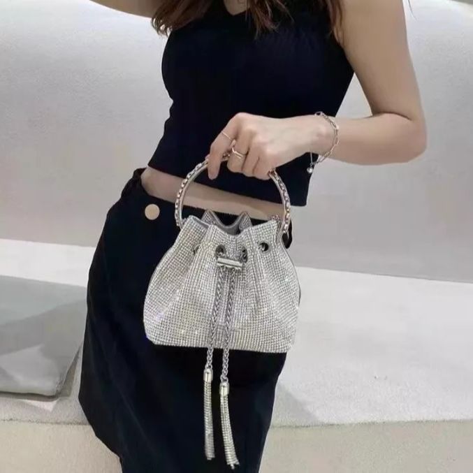 Túi đá W dây rút Túi đeo chéo nữ đeo vai kẹp nách đính đá sang chảnh dự tiệc QC vỡ hộp siêu đẹp - X85A74