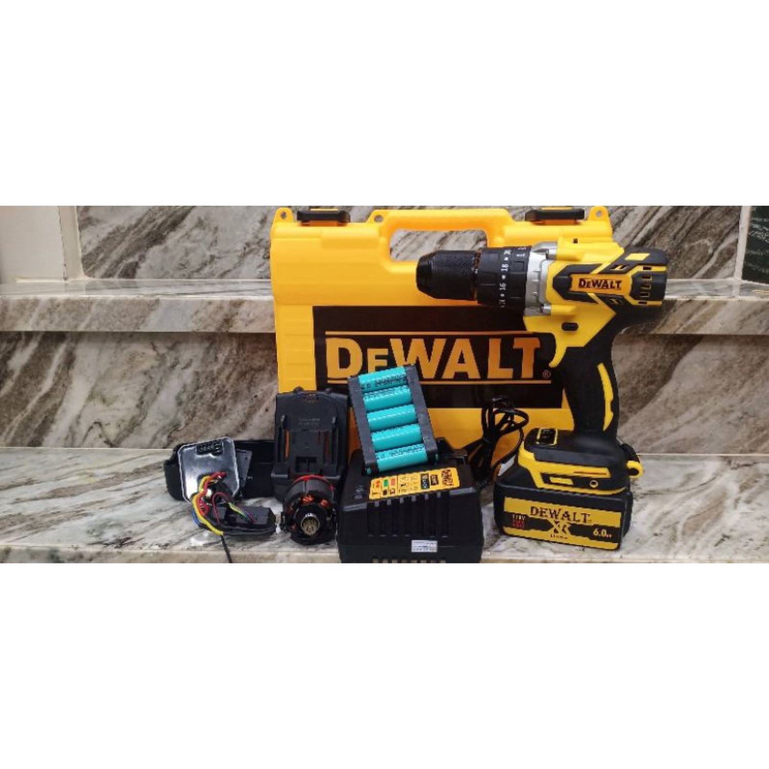 máy khoan pin,máy khoan pin Dewaltt,khoan không chổi than,đầu khoan 13mm,pin