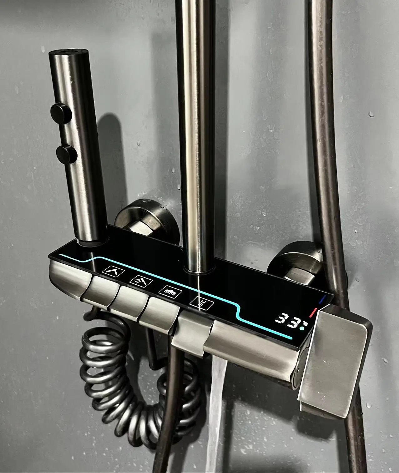 Sen cây tắm đứng củ đồng phím đàn mặt kính đèn led hiển thị nhiệt độ.