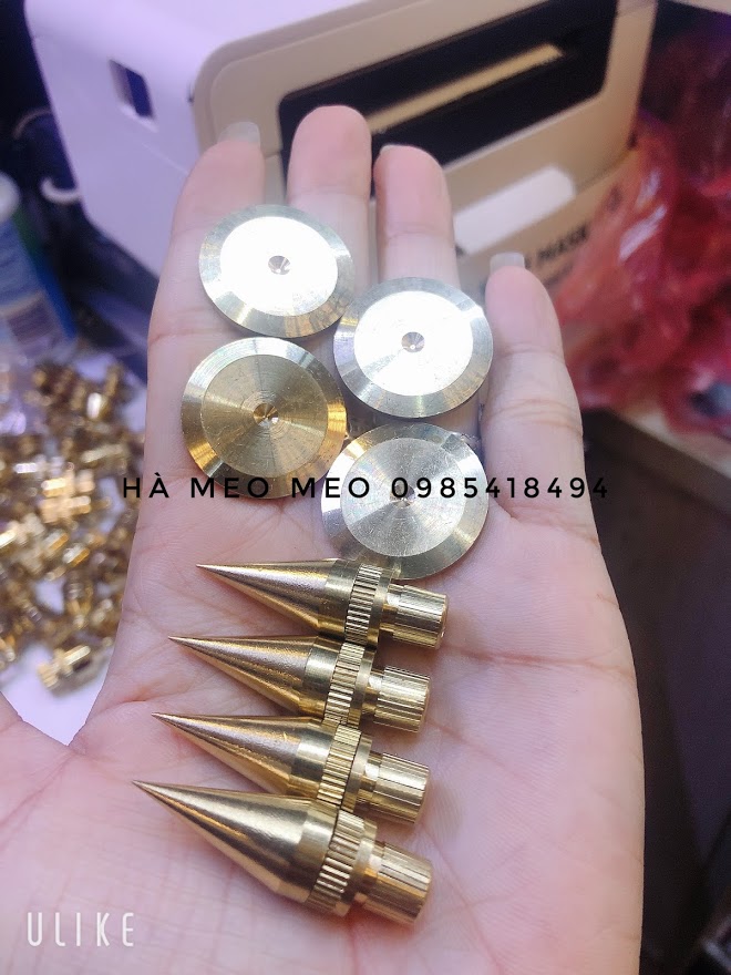 Bộ 4 chiếc chân đinh chén hứng chống rung cho loa(408) 5.0
