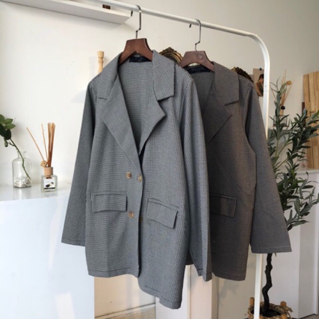 Blazer trơn kẻ basic