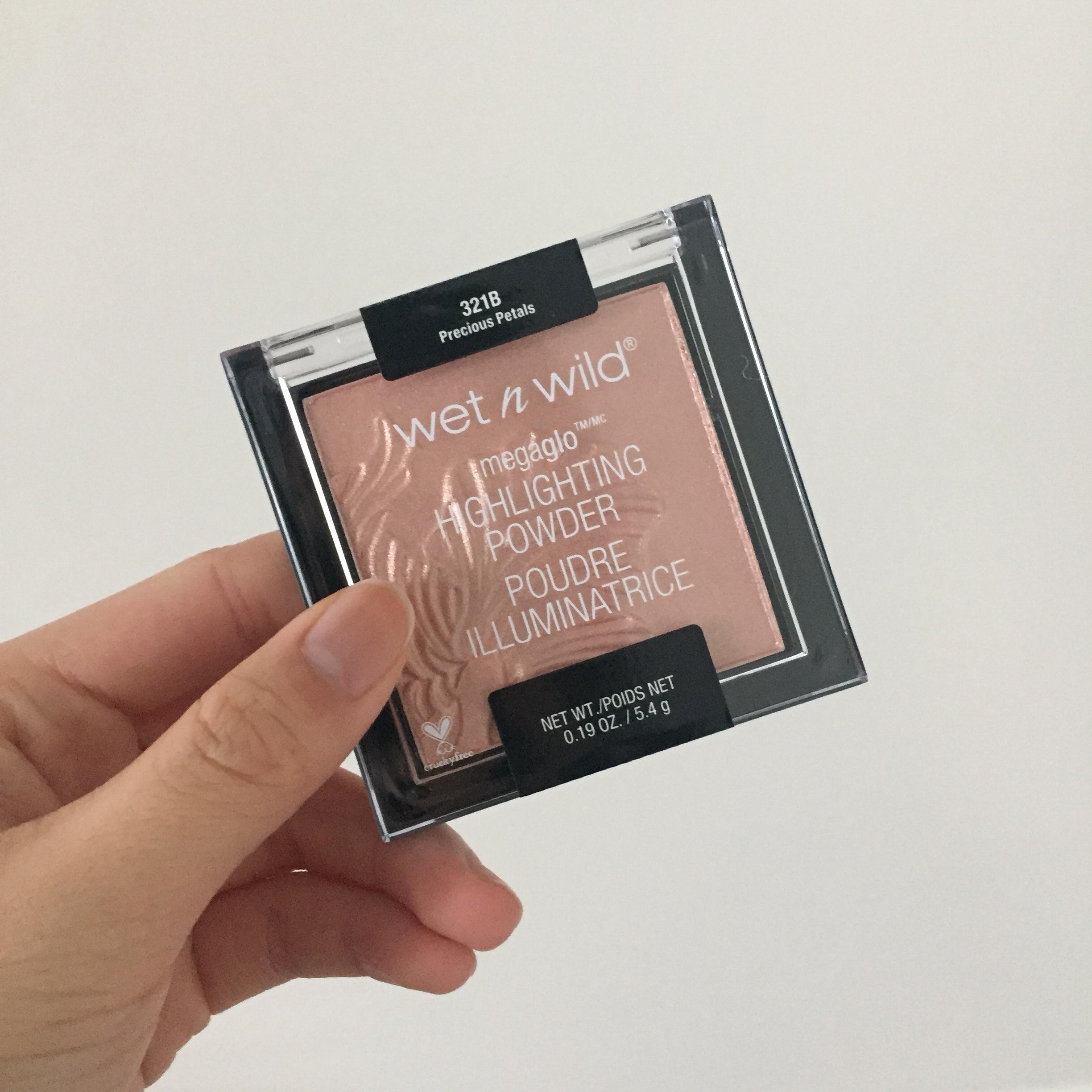 Phấn bắt sáng Wet n Wild Megaglo Highlighting Powder
