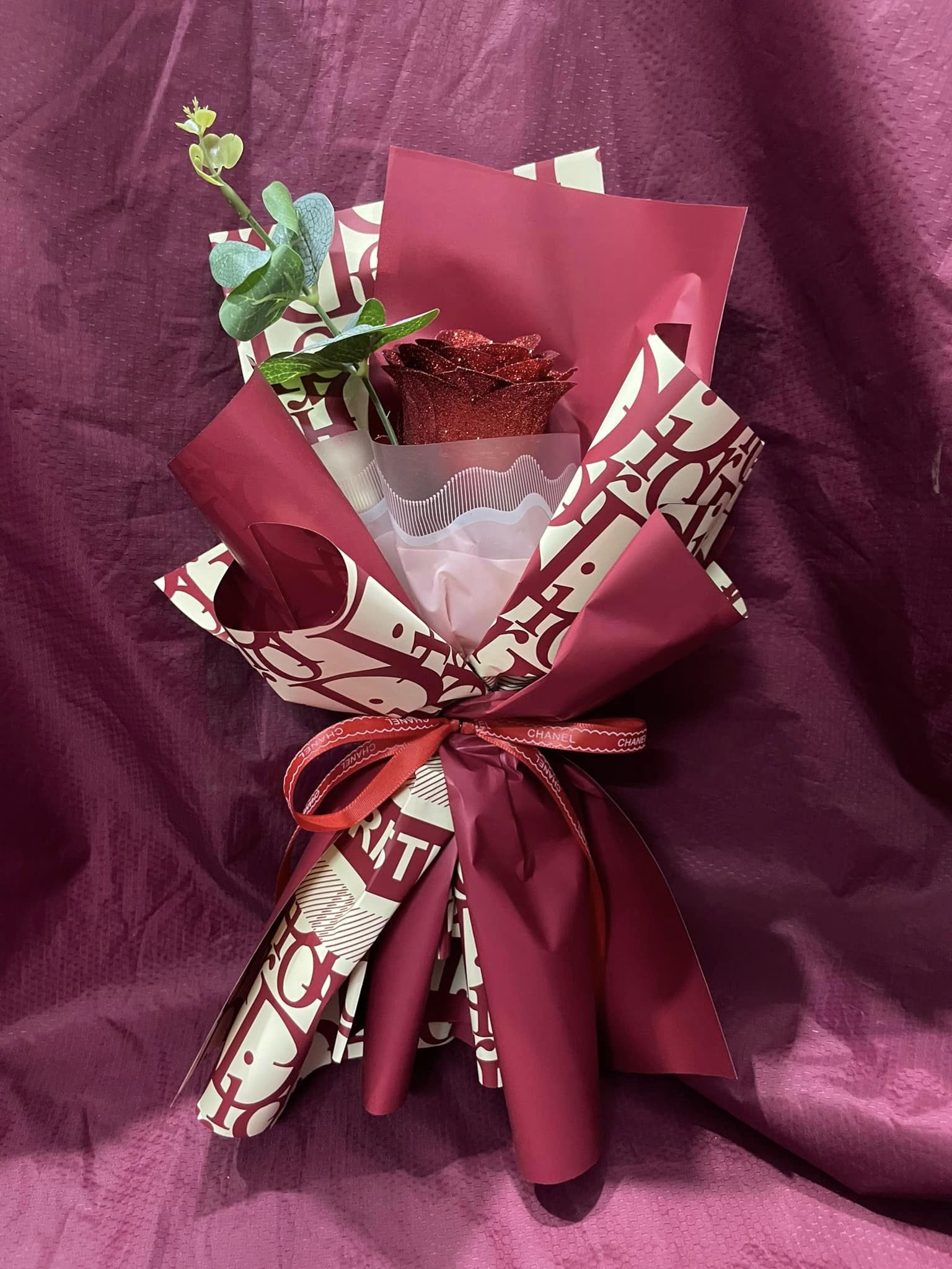 Bó 1 bông hoa sáp và hoa nhũ giá rẻ