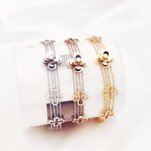 Lắc tay hoa trà titan ko han rỉ tt 3724