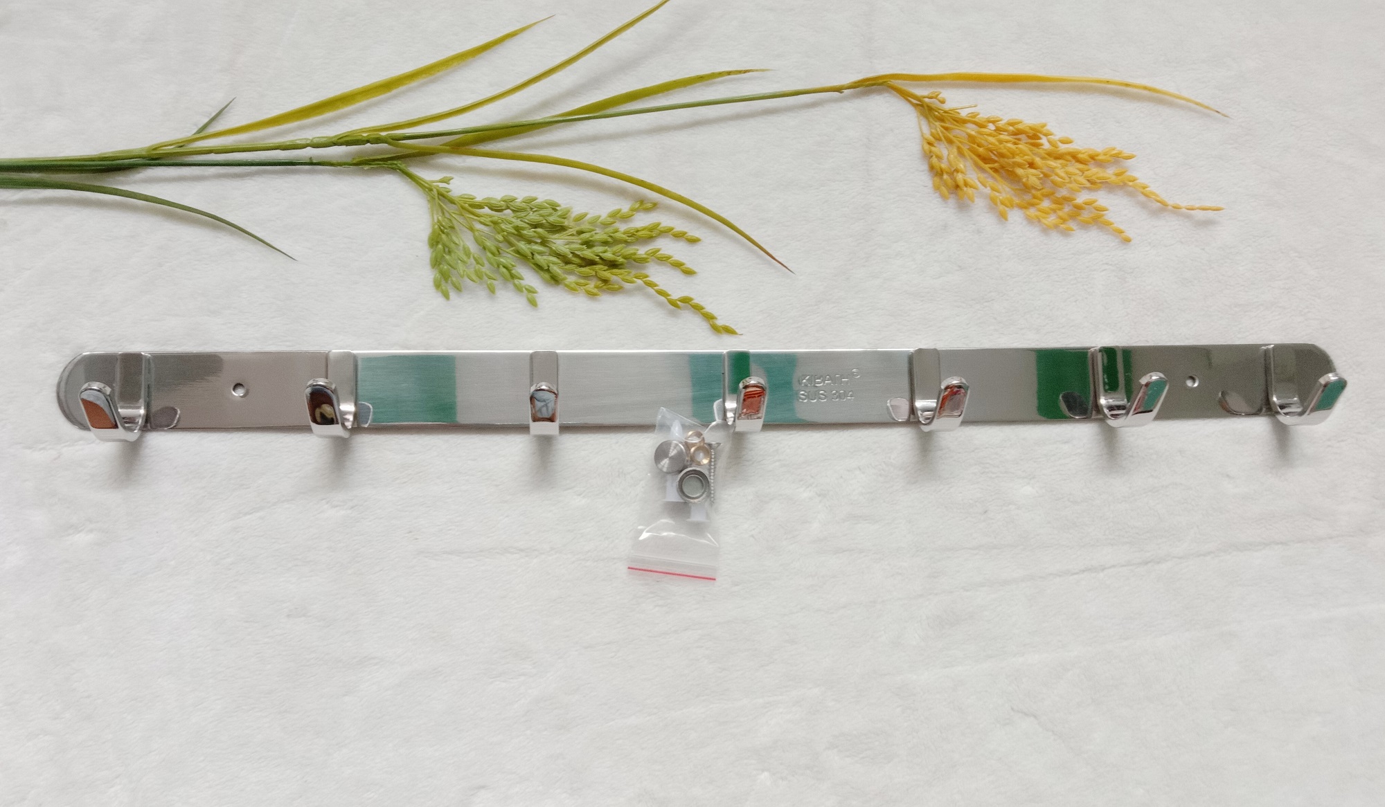 Móc áo dẹp cao cấp inox 304 kibath
