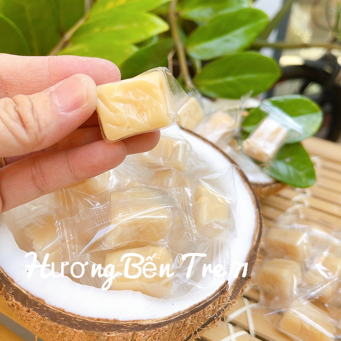 Kẹo dừa sáp truyền thống - đồ ăn vặt