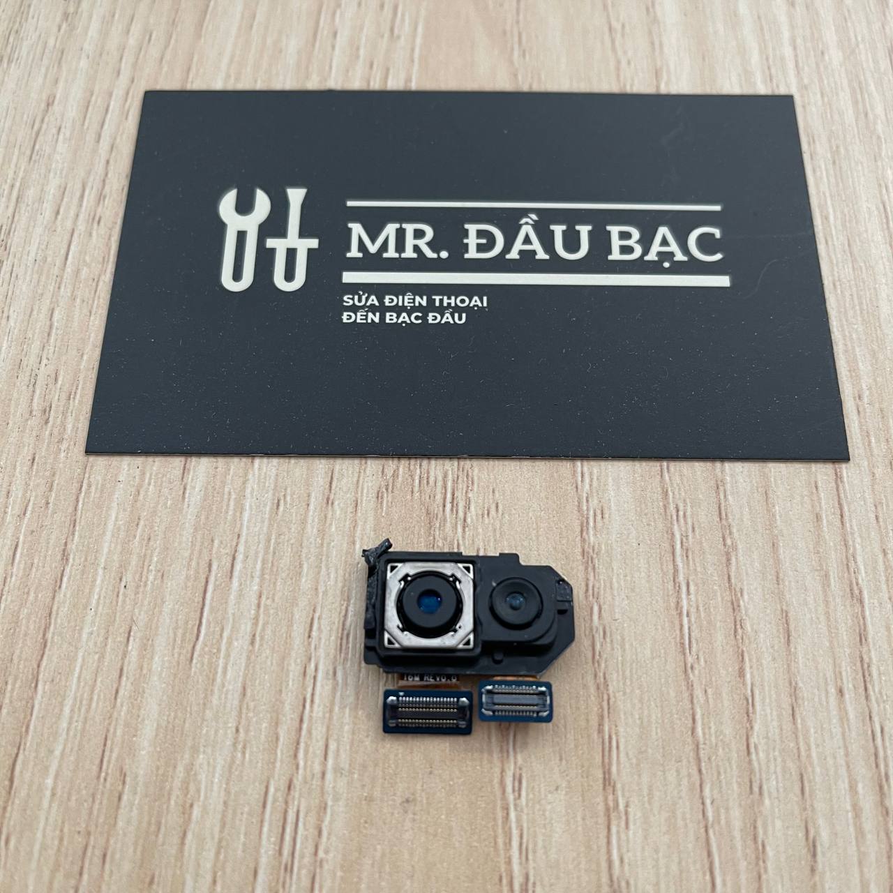 Camera trước điện thoại Samsung Galaxy A30