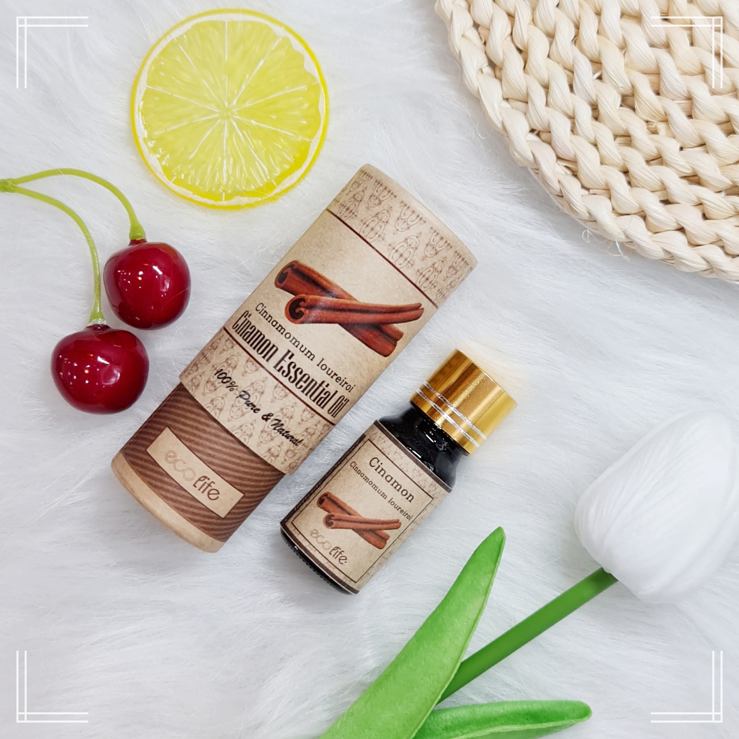 Tinh dầu massage giảm mỡ bụng từ vỏ quế Ecolife