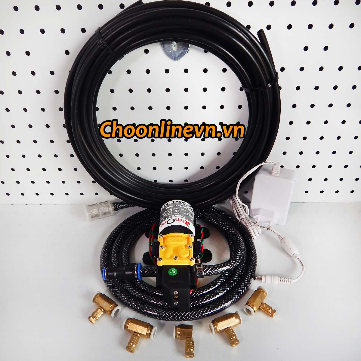 Bộ máy phun sương làm mát trọn bộ 5 béc gồm dây, béc chỉ về lắp đặt sử dụng