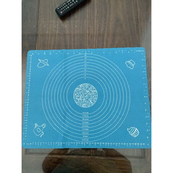 Tấm nhào bột silicon chống dính 40*50 cm .