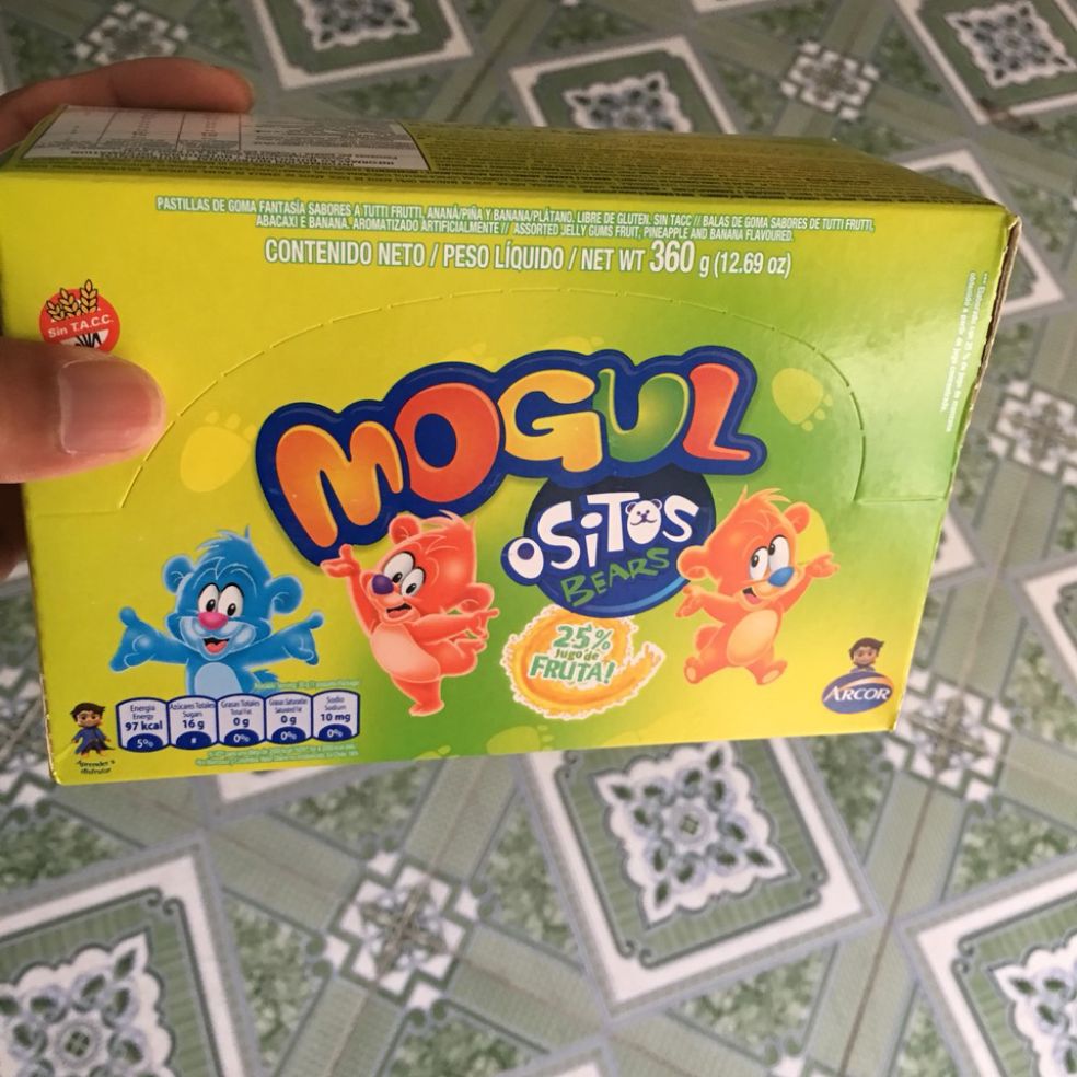 Kẹo dẻo trái cây MOGUL hộp 12 gói mỗi gói 30g