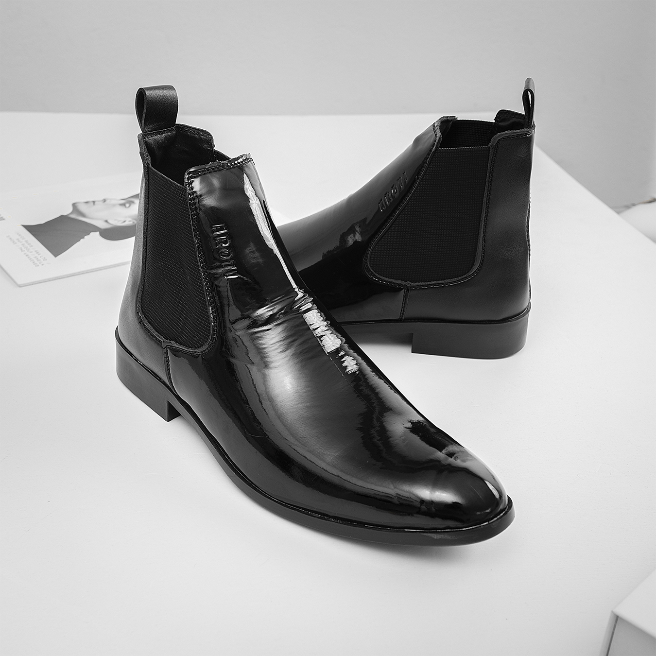 Giày boot nam cao cổ chealsea boot tăng chiều cao 3cm màu đen- g607-mũi trơn- giày lười nam aroti