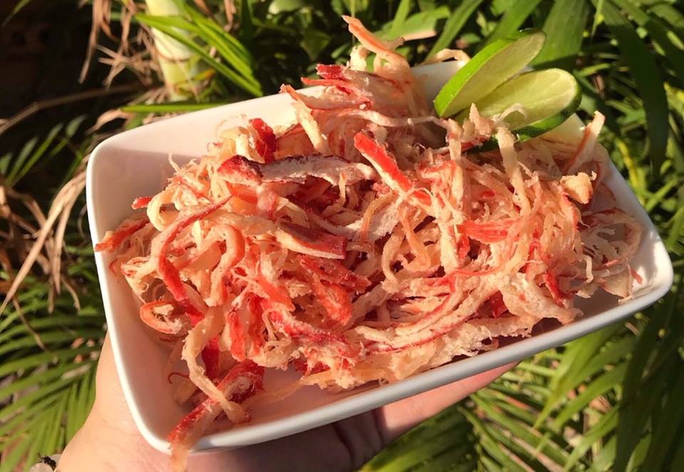 Mực xé sợi hấp nước dừa thơm ngọt túi 100gr