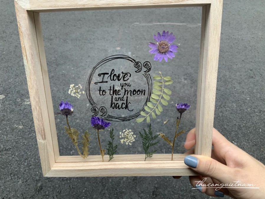 Khung ảnh mica ép hoa khô - "I love you to the moon and back"