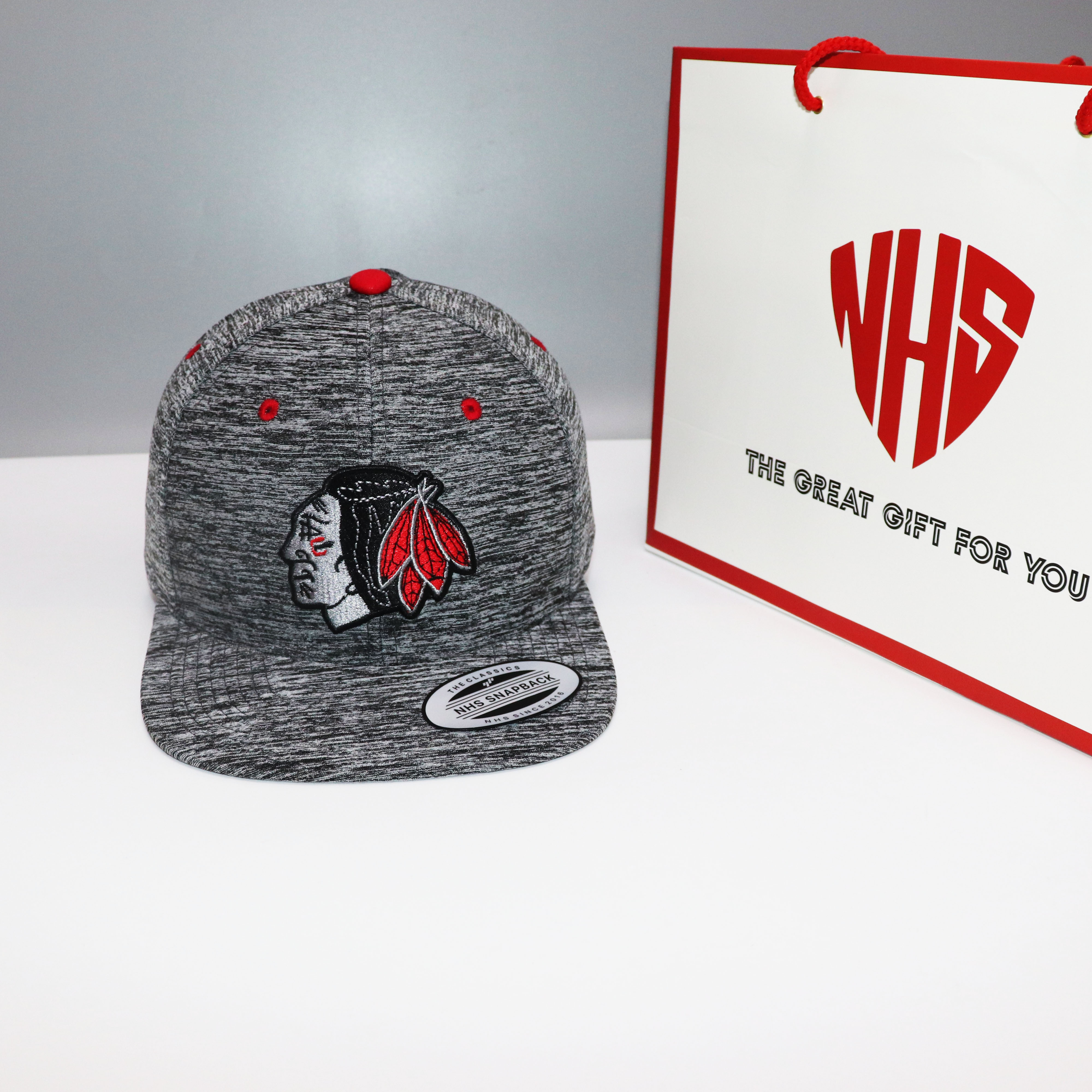 Nón snapback nhs brtd full xám logo thổ dân.