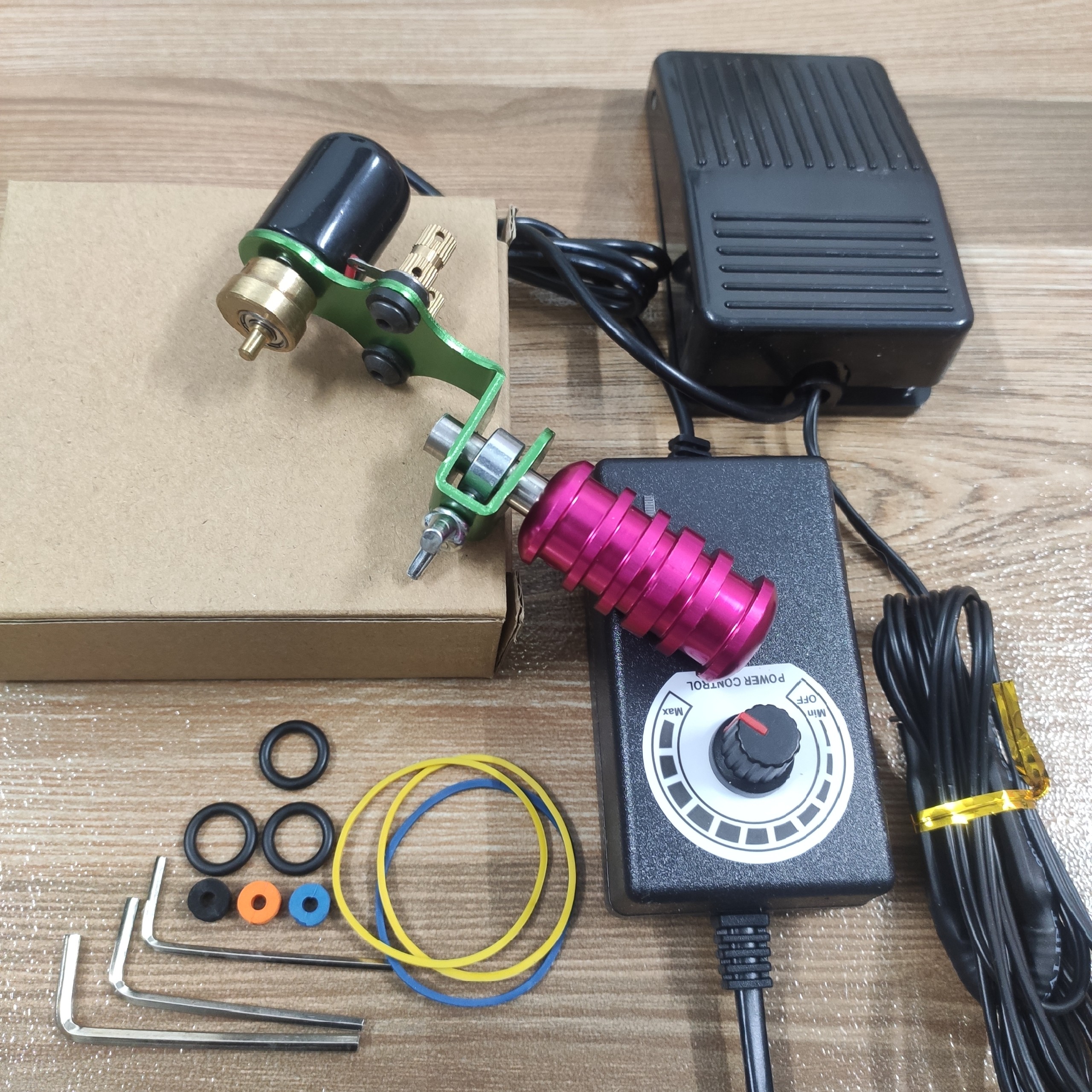 Combo : máy xăm mô tơ rotary + nguồn điện 2a , bàn đạp , dây móc