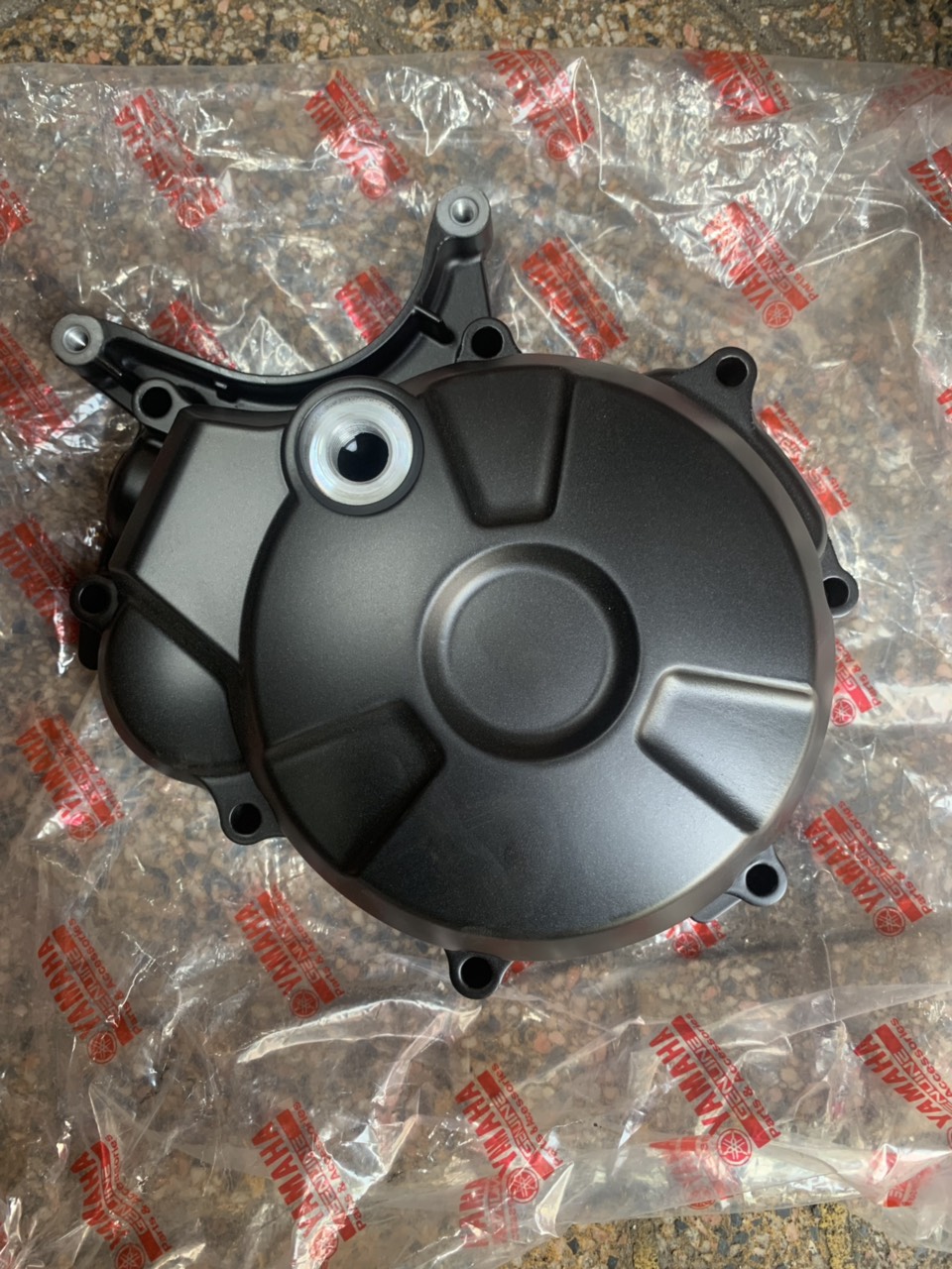 Lốc mâm lửa xe exciter 150 zin màu đen