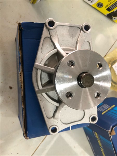 Bơm nước làm mát, bơm đảo nước huyndai county và hd65