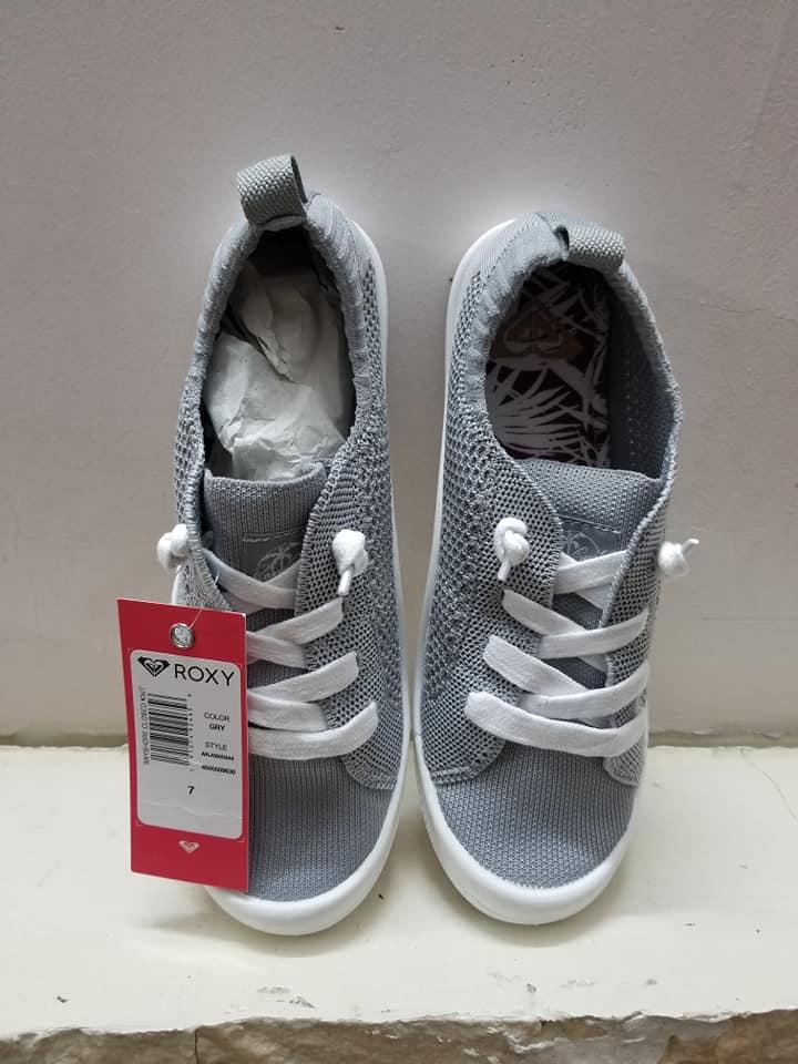 Giày nữ Sneaker Roxy vải xám xách tay Mỹ