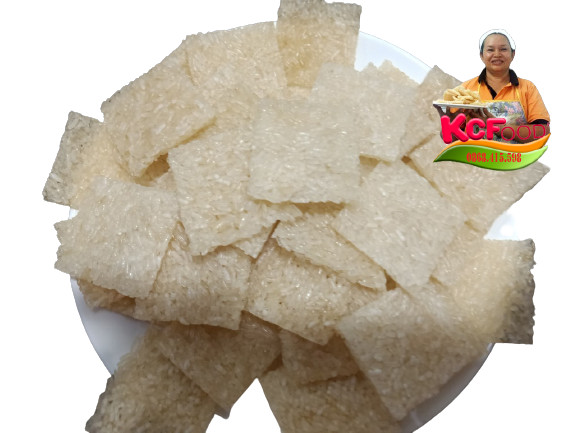 Cơm cháy nếp chưa chiên Kim Chi Foods loại vuông 4x4cm