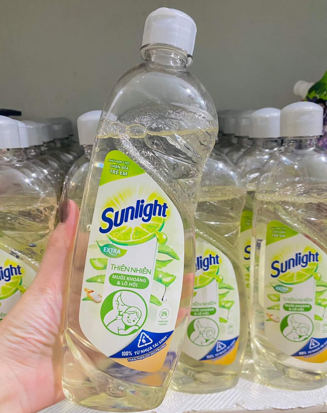 Nước rửa chén Sunlight Muối khoáng & Lô hội 370g