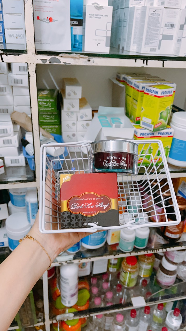 Kem dưỡng trắng da Bạch hoa hồng 15g