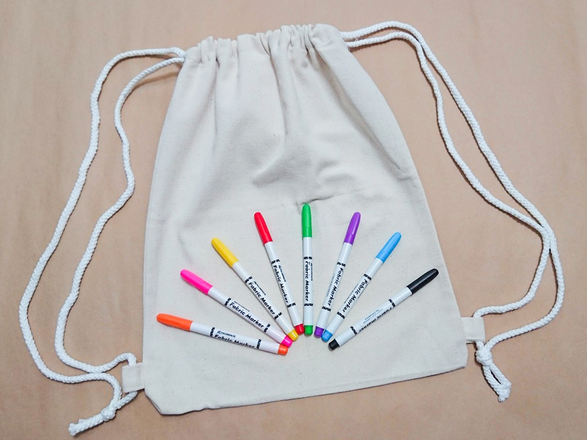 Set Balo Vải Rút Dây (35x 38 cm) VÀ Bút Vẽ Trên Vải/ Art Box DIY Set