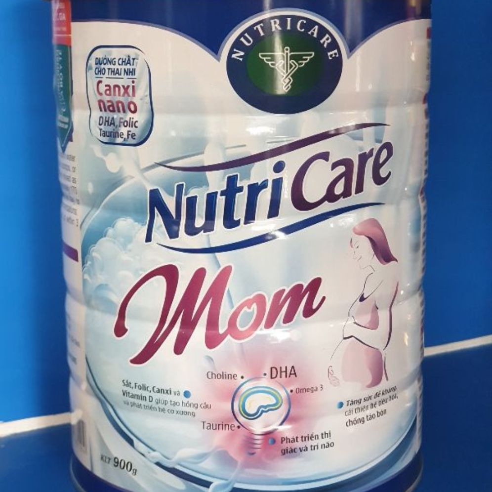 Sữa bột Nutricare Mom 900g