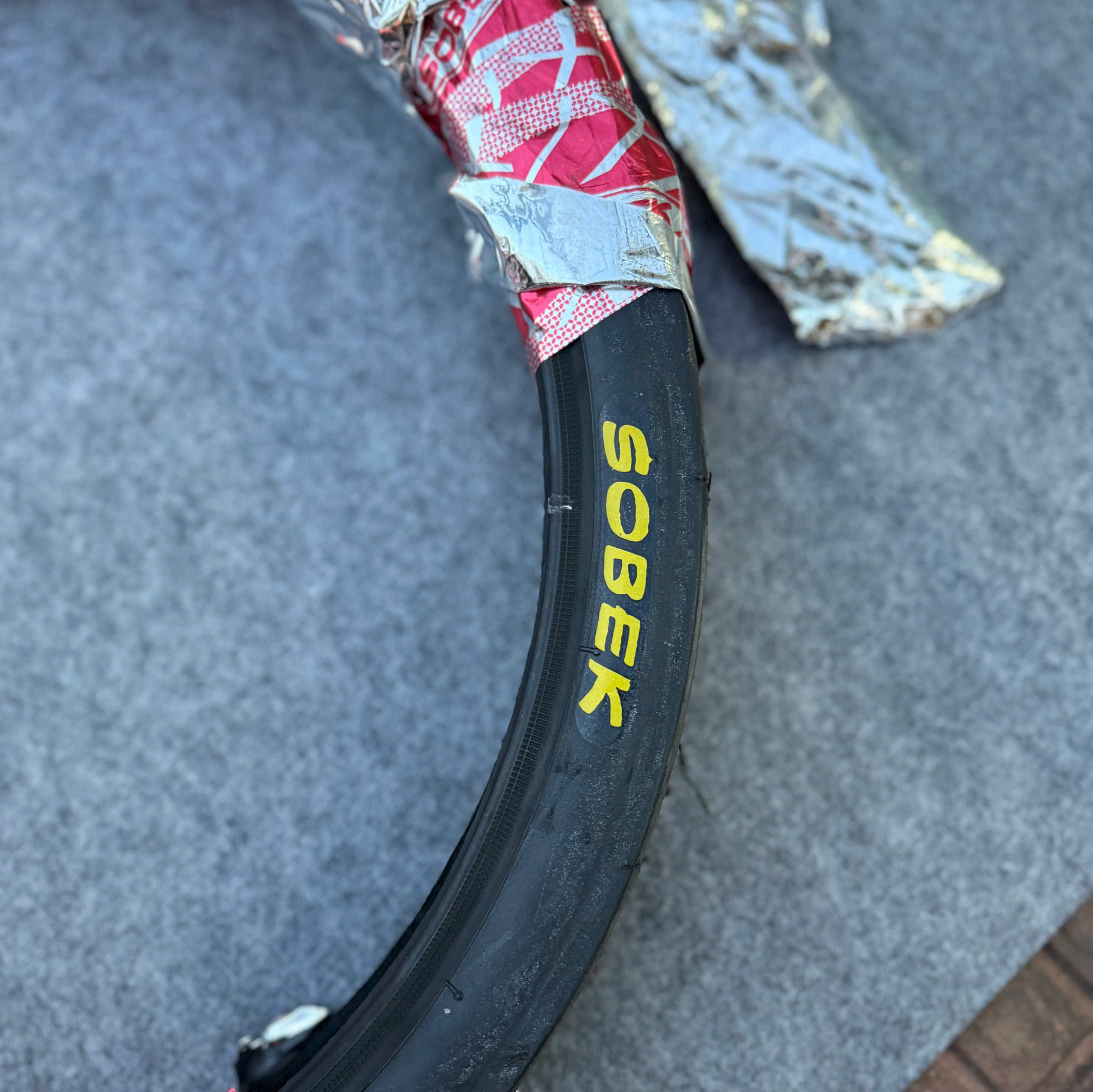 Võ vuông Sobek drag 60/80/17 - Leo Leo - lốp xe