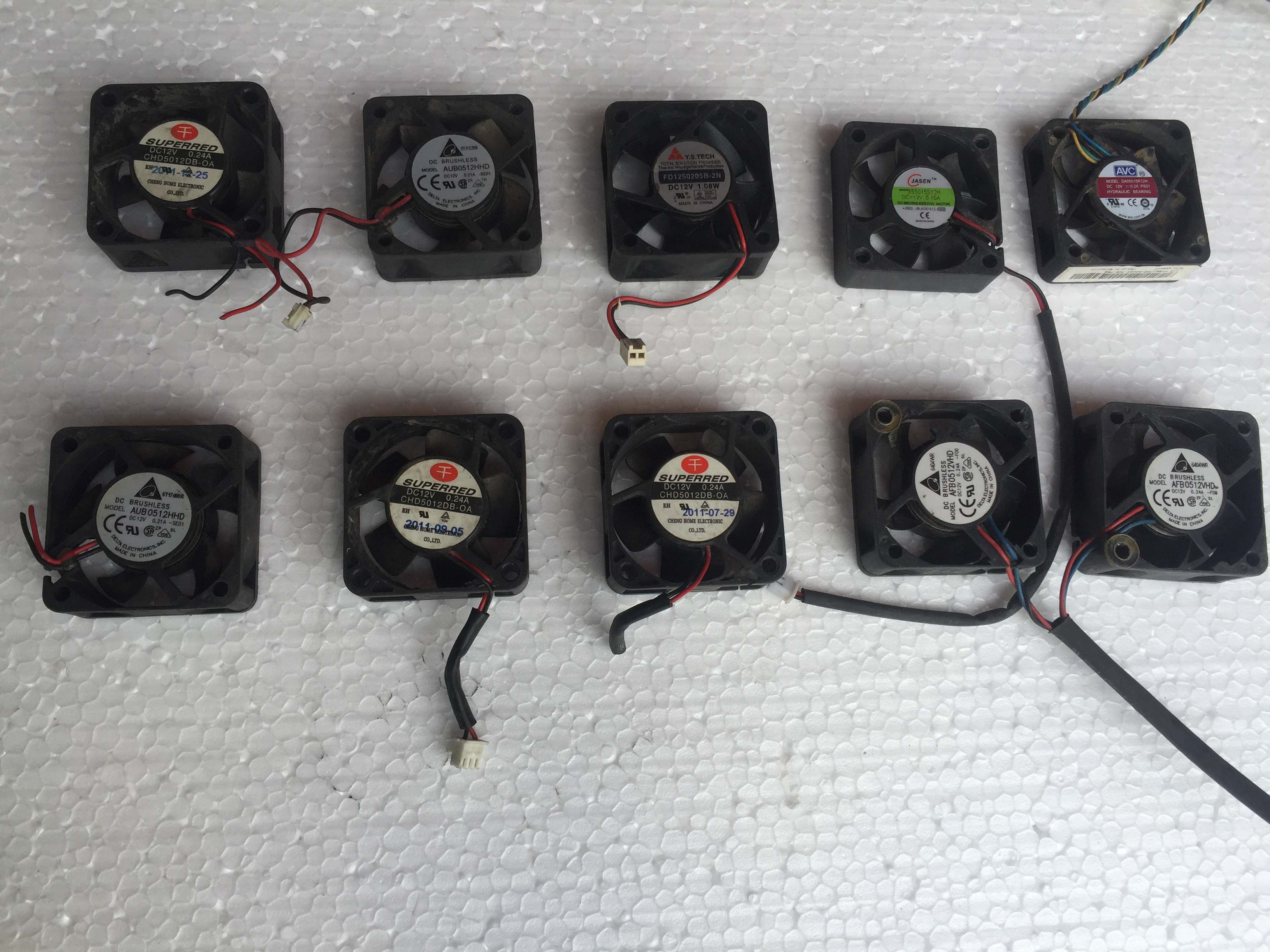 Quạt Fan 12V kích thước Fan 5 (5x5Cm) dòng điện từ 0.2A-0.5A