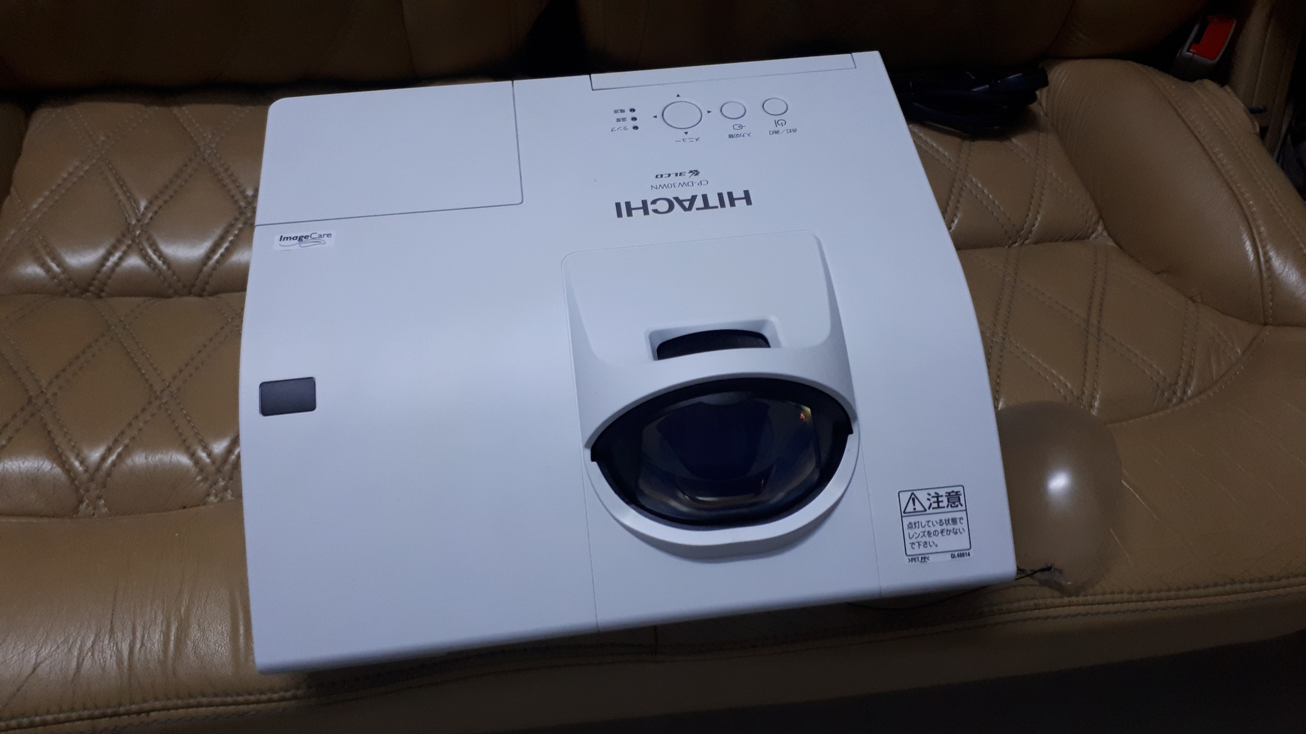 [HCM]Máy chiếu Siêu gần Hitachi CP-D30WN