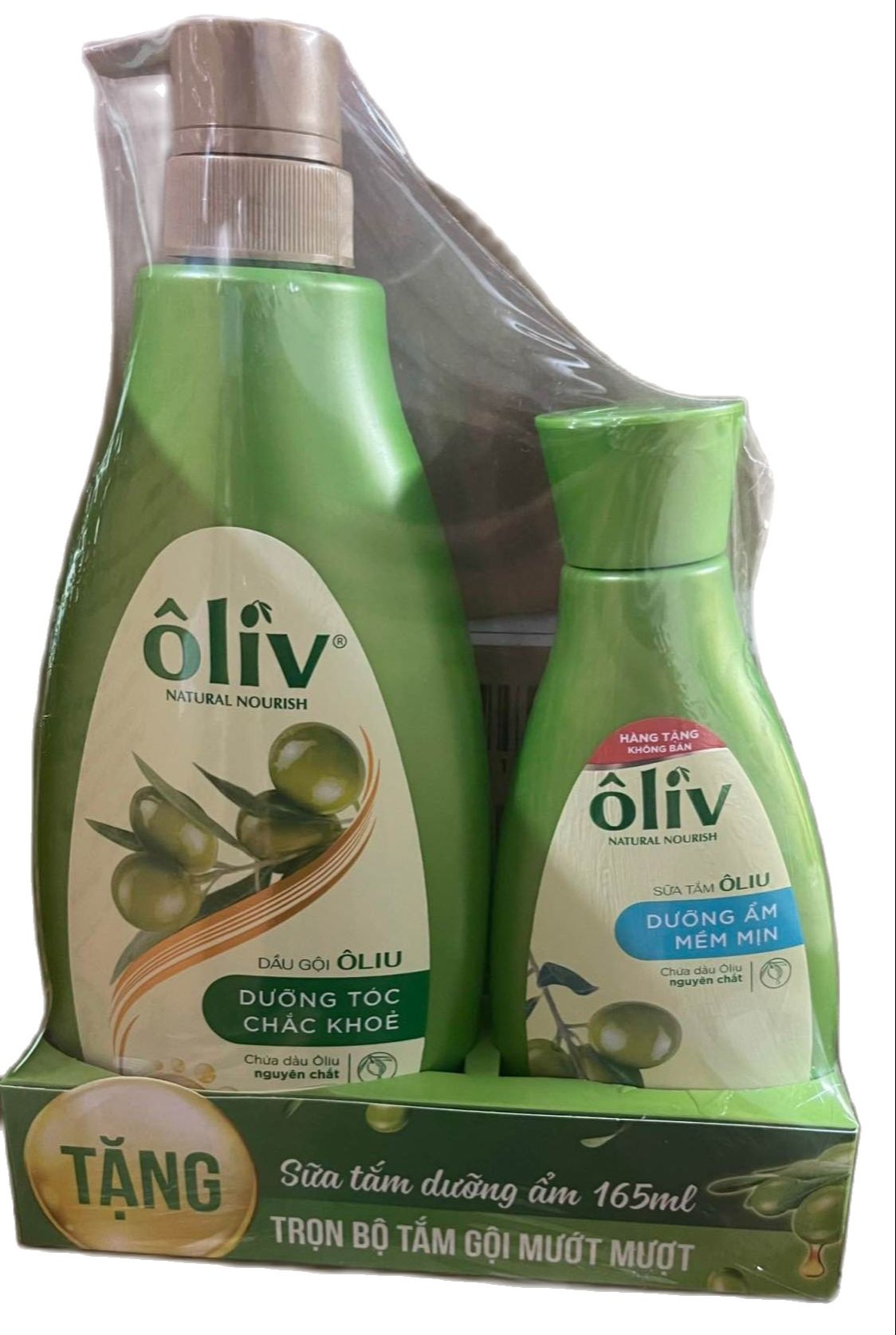Dầu gội ôliv chai 650ml tặng
