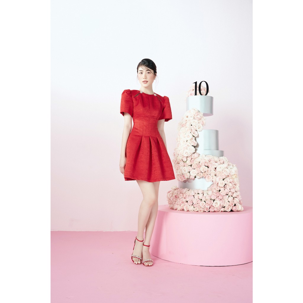 Rập - đầm cổ tròn khoét vai đính đá thân xòe - happy 07