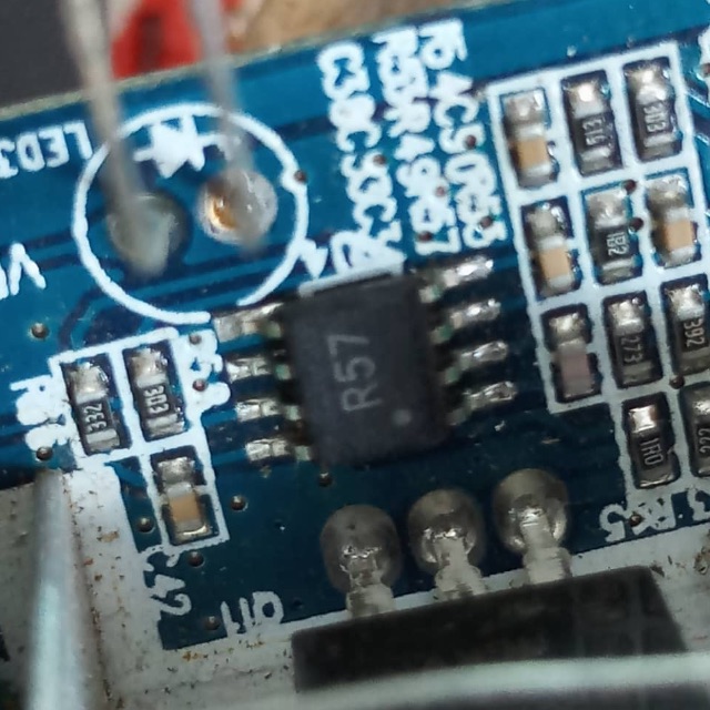 Ic chia áp r57 mới 10pcs