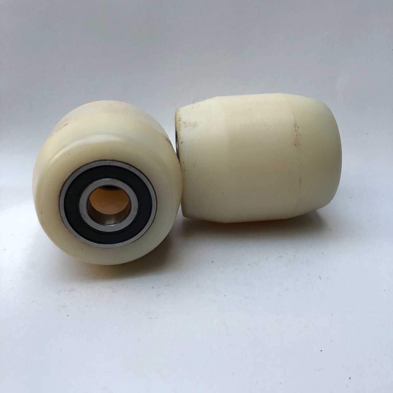 [HCM]Bánh xe nâng tay nylon 80x93mm có bạc đạn 6204