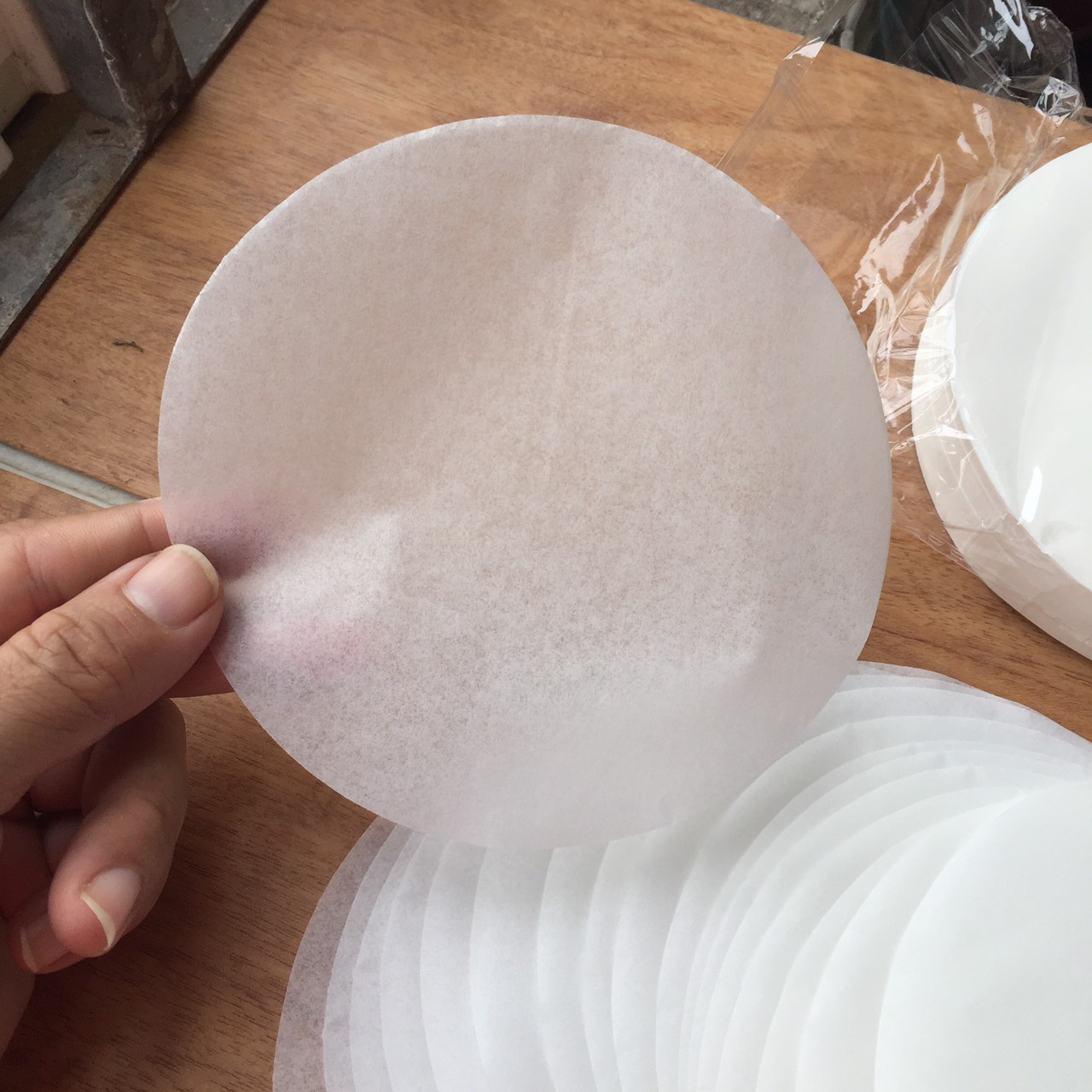 Giấy nến lót bánh bao đk 12cm