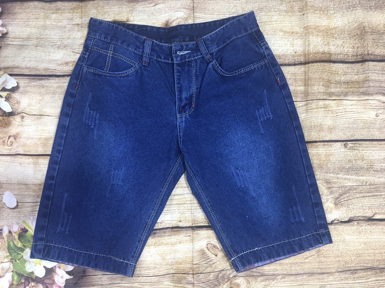 Quần short jean bẻ lai phối sành điệp