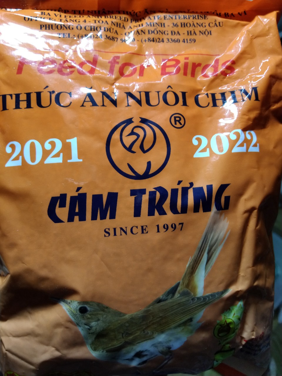 CÁM TRỨNG BA VÌ MÀU CAM.