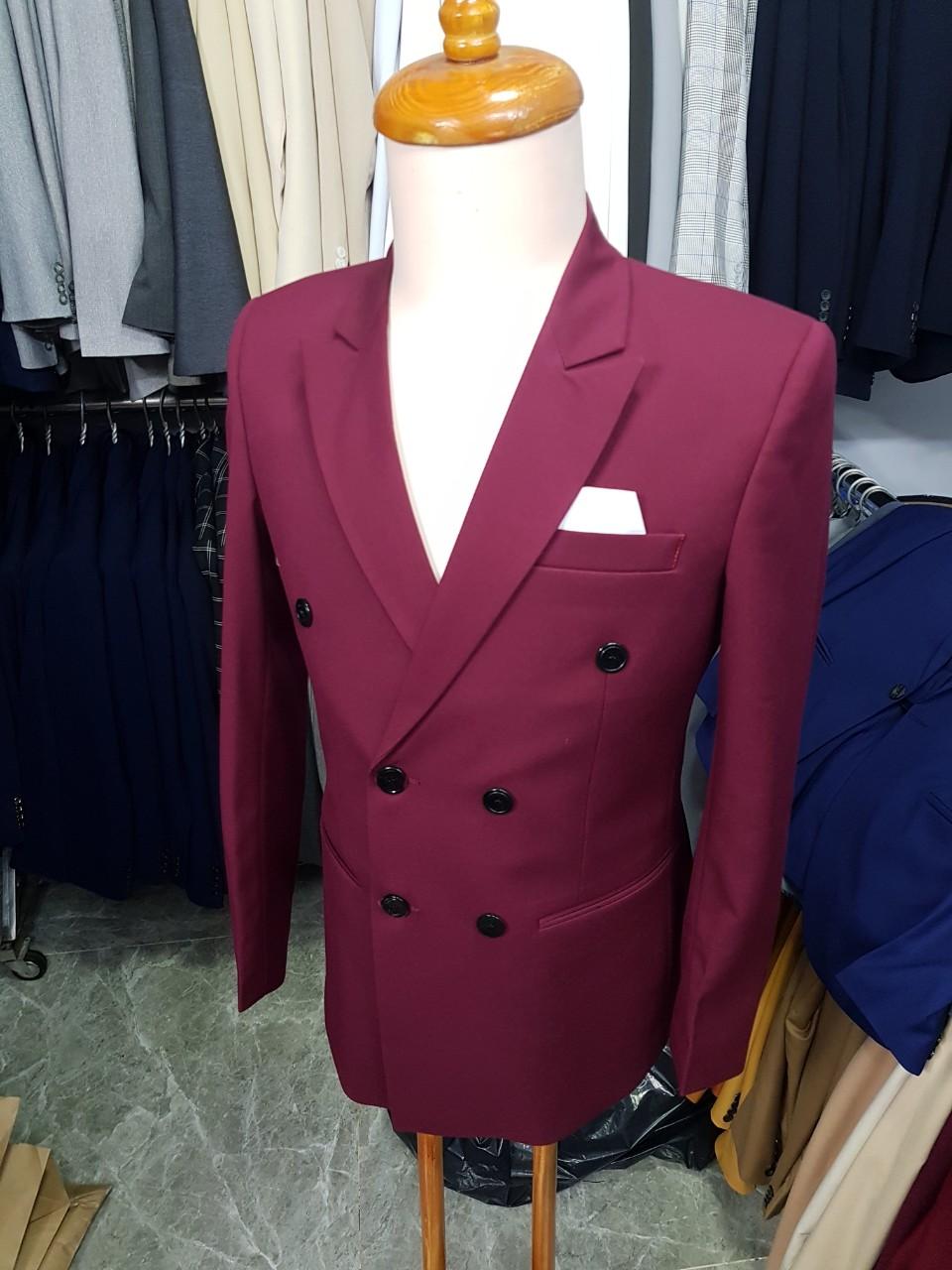 [HCM]Áo vest nam kiểu 6 nút form ôm body màu đỏ rượu chất vải dày mịn