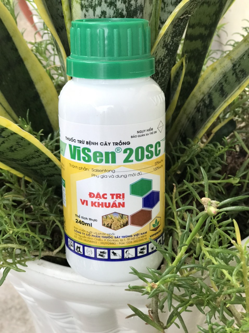 VISEN VI KHUâN CHO CÂY TRỒNG 240ml