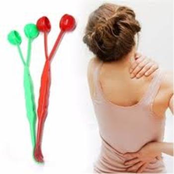 Gậy đấm và massage lưng kèm tay gãi