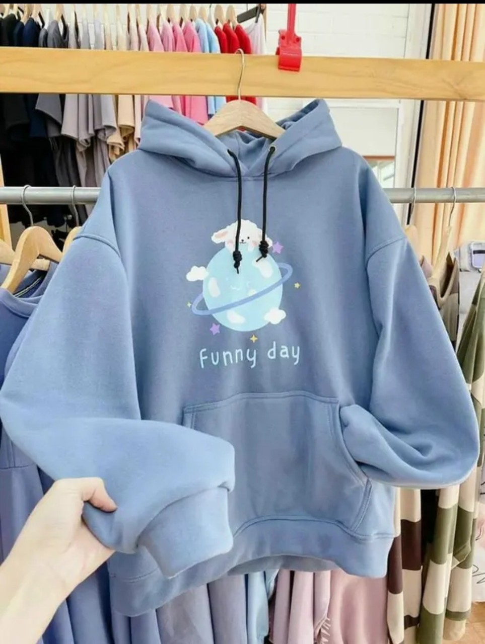 Áo hoodies hành tinh fom rộng tay bồng