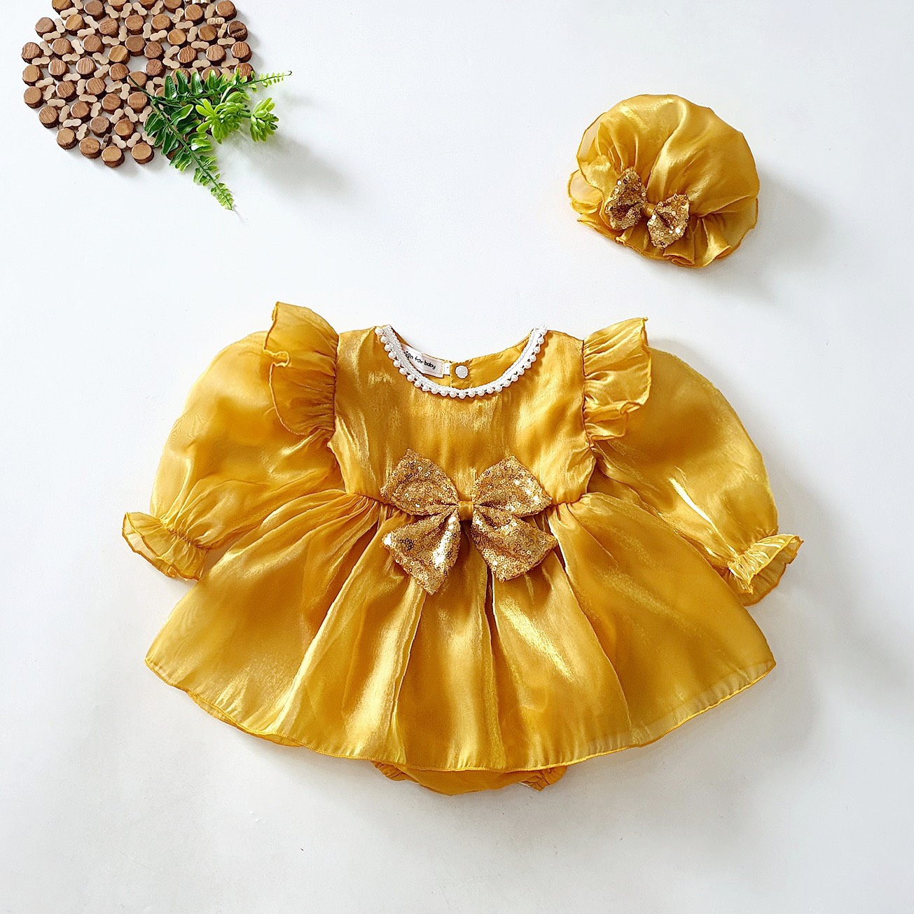 Váy công chúa dài tay cho bé gái sơ sinh đến 12kg chất liệu tơ mềm mại tặng kèm nón rất cưng