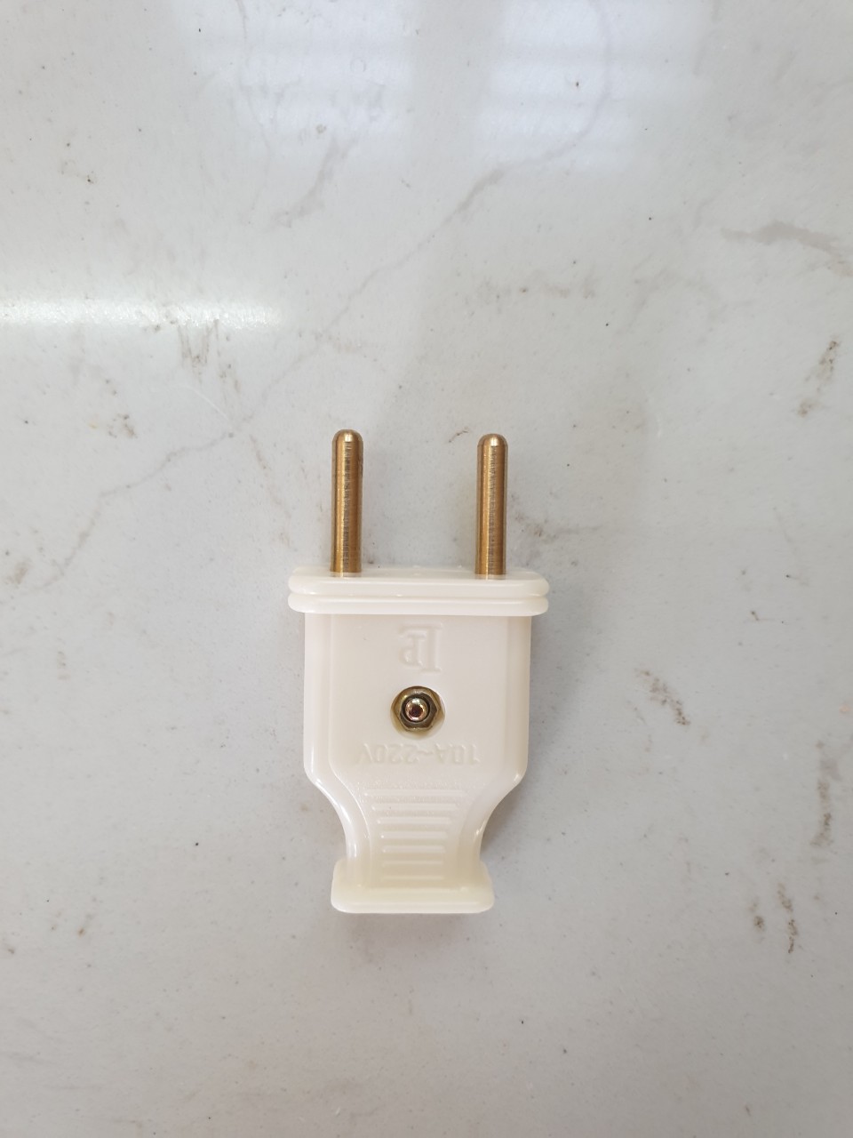 Phích cắm điện chân phi 4 - PBT ( Combo 3 cái)